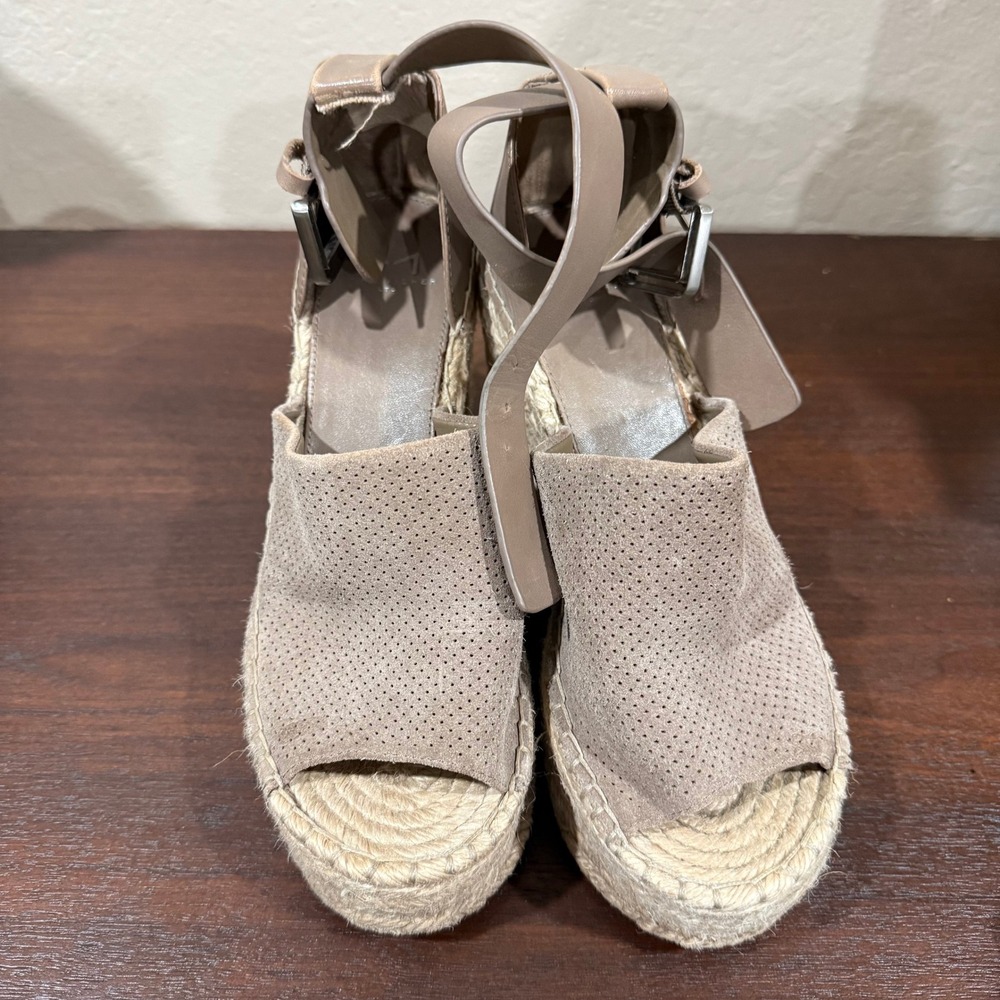 Marc Fisher LTD Adalyne Taupe Leather Perforated Espadrille Wedge Sandals 7M